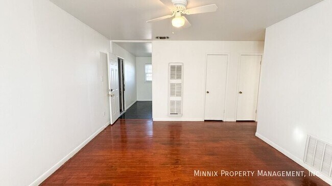 Photo - 4506 47th St