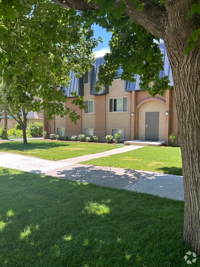 Building Photo - 140 800 E Unit 13 Rental