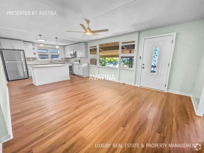 Building Photo - 1364 Akamai St Rental