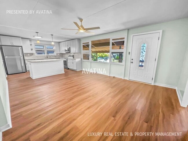 Building Photo - 1364 Akamai St Rental