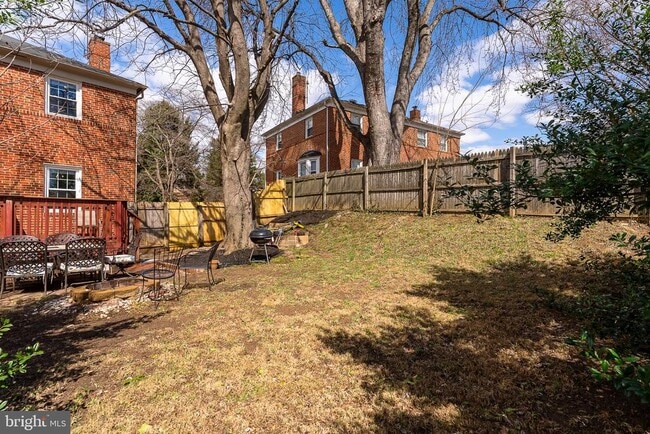 Photo - 633 Walker Ave