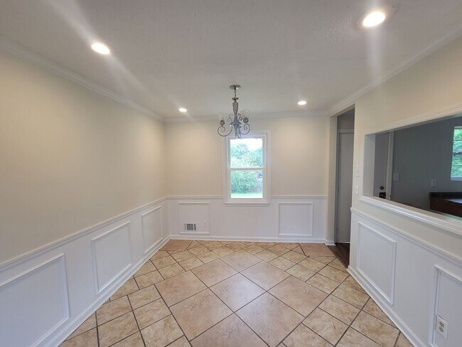 Photo - 3513 Wyevale Dr