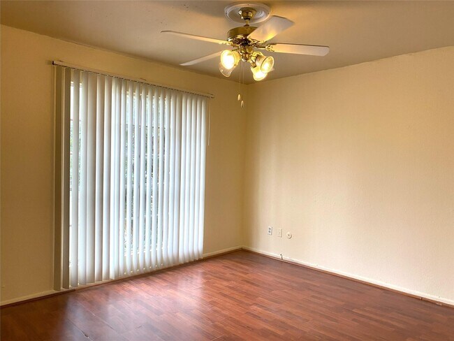 Photo - 7831 Fuqua St Unidad 7831