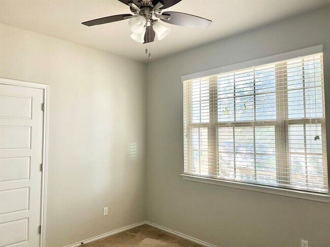 Photo - 17612 Bridgefarmer Blvd
