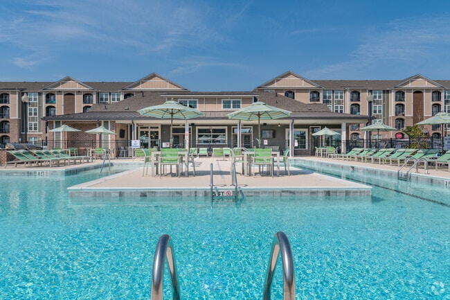 Building Photo - Seapath on 67th