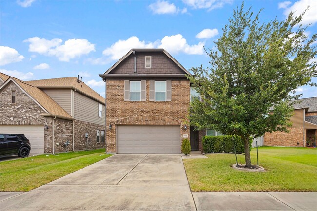 Building Photo - 15015 Hope Hills Ln