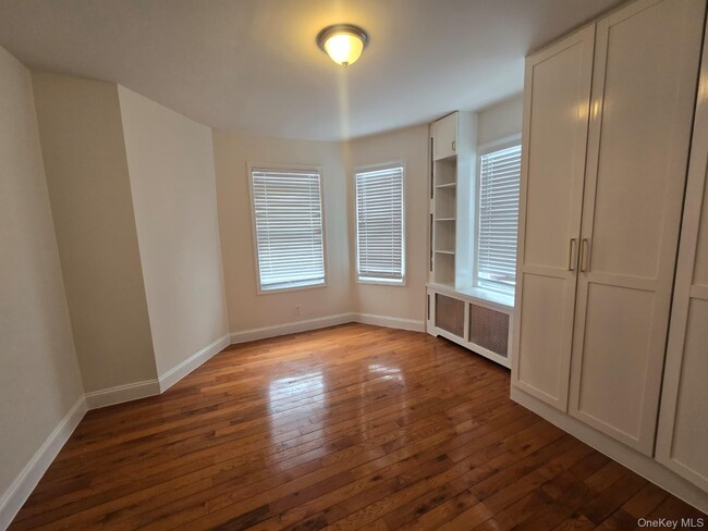 Photo - 267 Denton Ave