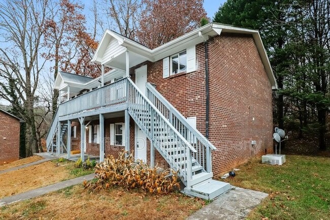 Photo - 1502 Oakshire Ct Unit C