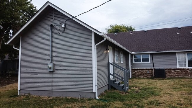 Photo - 5742 S Quincy Ave