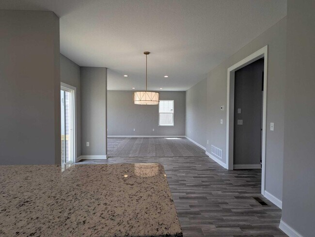 Photo - 7301 Aster Wy