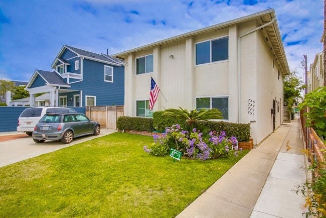 Photo - 745-751 D Ave