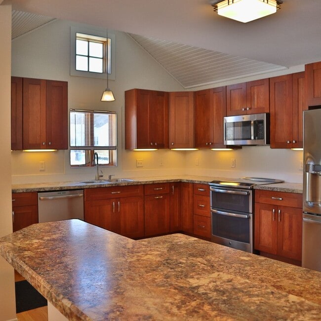 Photo - 192 Slater Ave Unit 192 Slater Ave