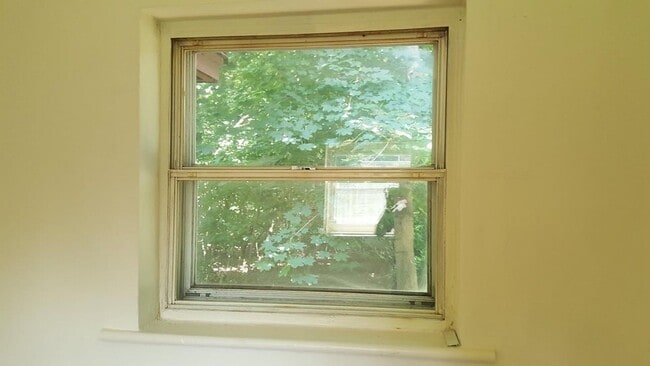 Photo - 1742 Easton Rd Unit B