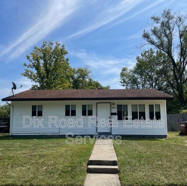 Building Photo - 4910 Porterfield Dr