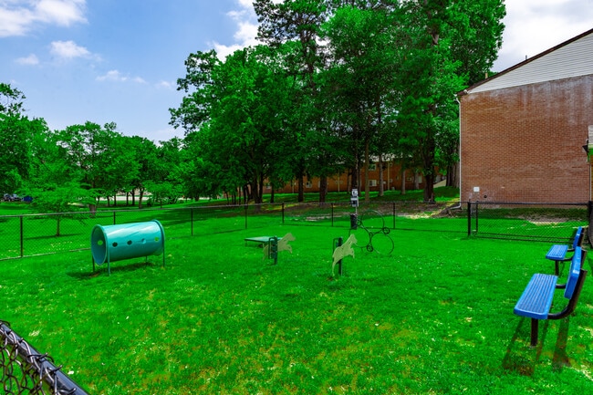 Photo - Woodland Village Apartments