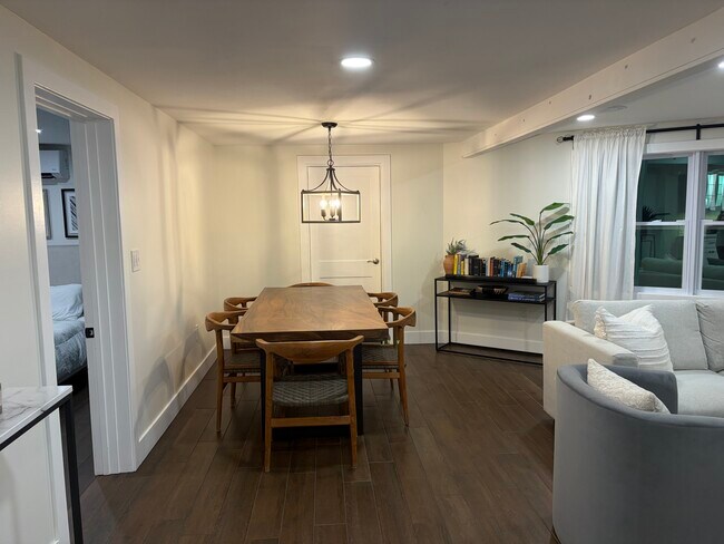 Dining room - 508 28th Street Ocean