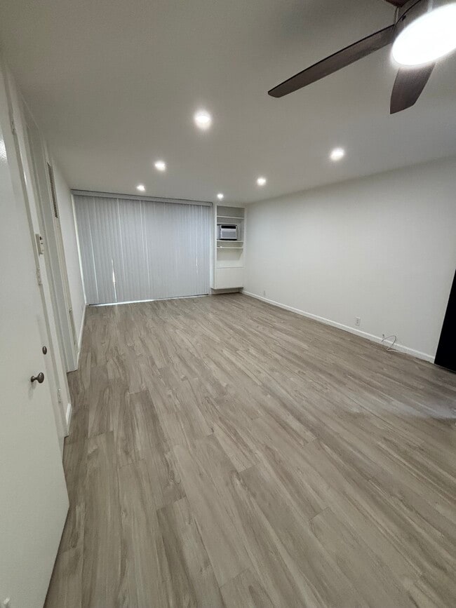 533 S hudson Ave Unidad 5