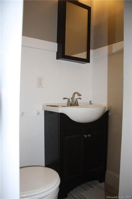Bathroom 2 - 35 High St Unit Apt 35