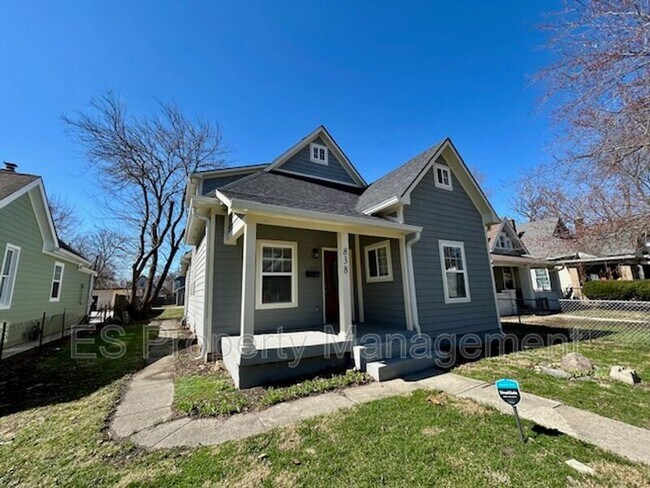 Photo - 838 N Temple Ave