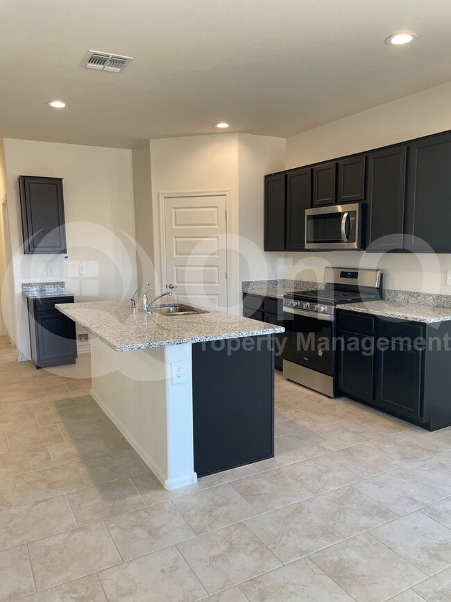 Photo - 10192 N Leopard Gecko Terrace