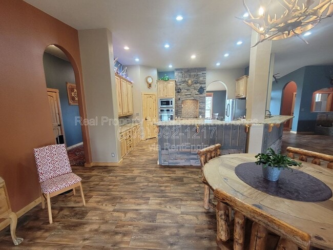 Building Photo - 52203 WA-225