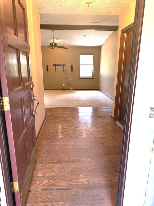 3956 Cedar Cove Ln