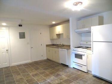 204 3rd St Unit 1