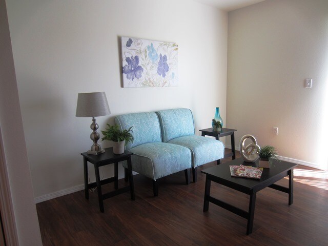 Living Room - Phase II