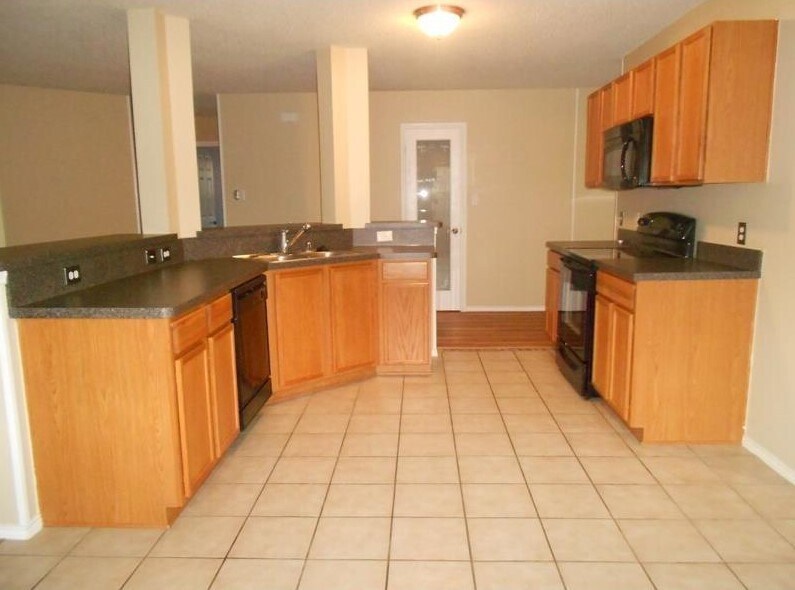 Photo - 9512 George Washington Dr