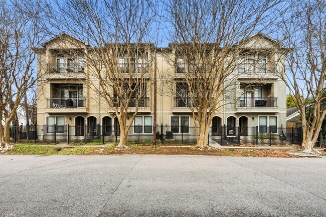 Photo - 6130 Hamman St