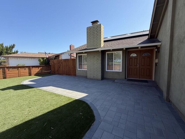 11169 Avenida Del Gato