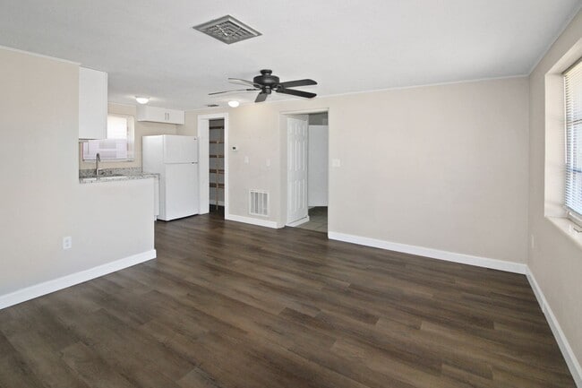 Photo - South Venice Annual Home for Rent