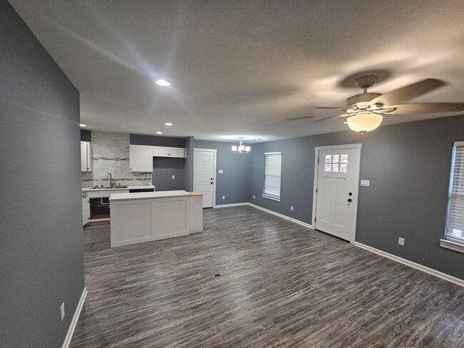 Photo - 4 bed 2 bath home in Benton