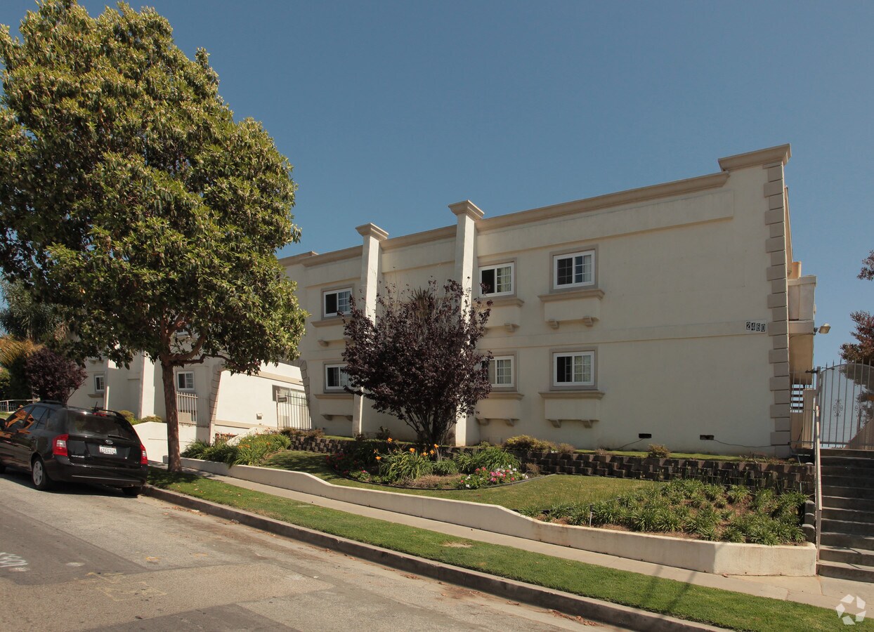 Southbay Shores Apartments - Southbay Shores Apartments
