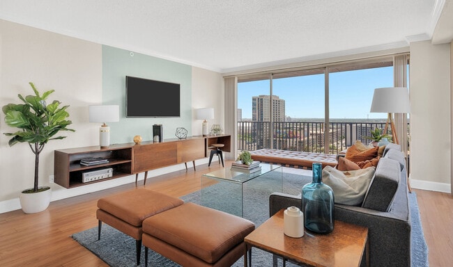 Houston House apartments — community photo
