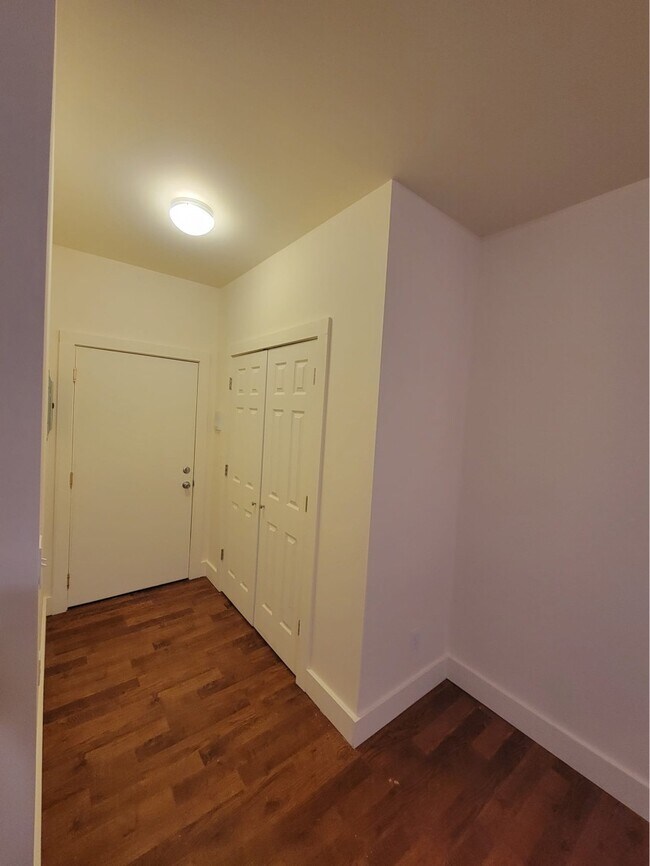 Photo - 18-28 Main St Unit 5