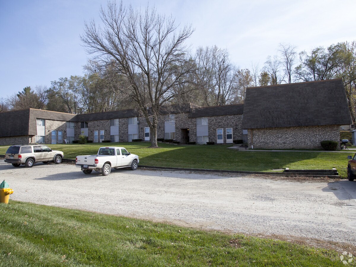 Photo - 920 Meadow Ln