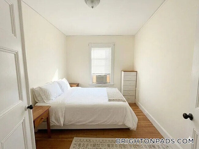 Photo - 75 Elmira St