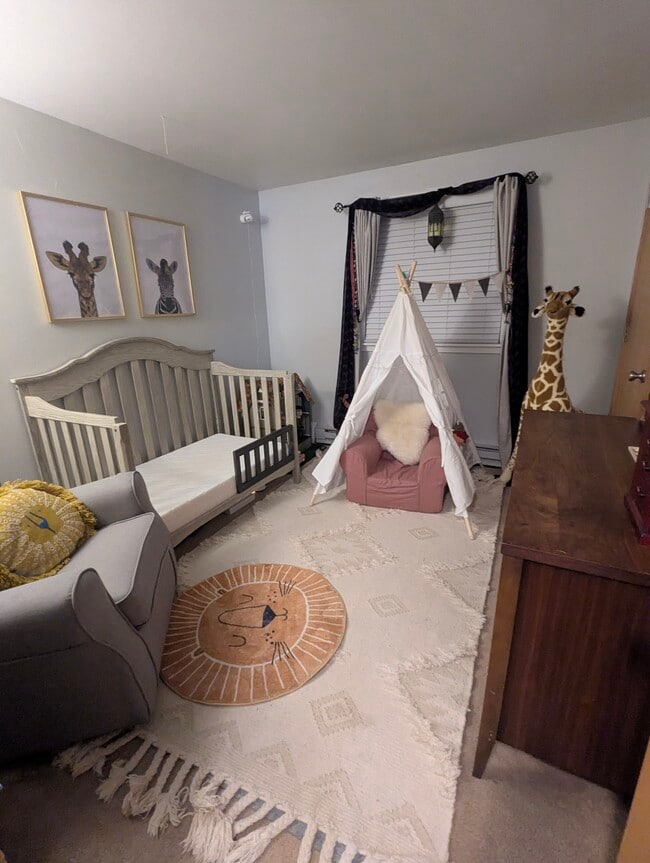 Photo - 870 Greenfield Trl