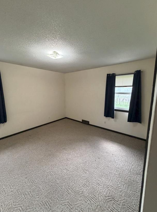 Photo - 481 Perrey Dr