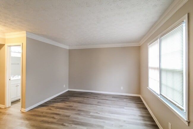 Photo - 1717 Salem Woods Dr SE