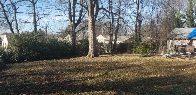 Photo - 2389 Silver St
