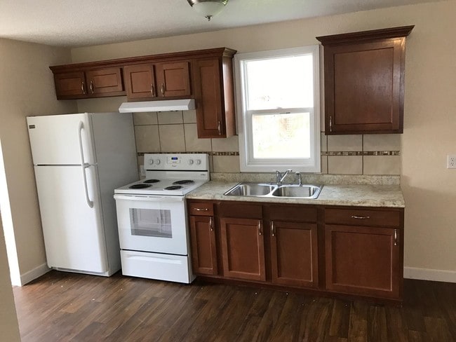 Photo - 2703 New Haven Ave