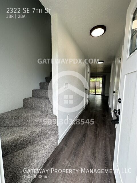 Photo - 2322 SE 7th St
