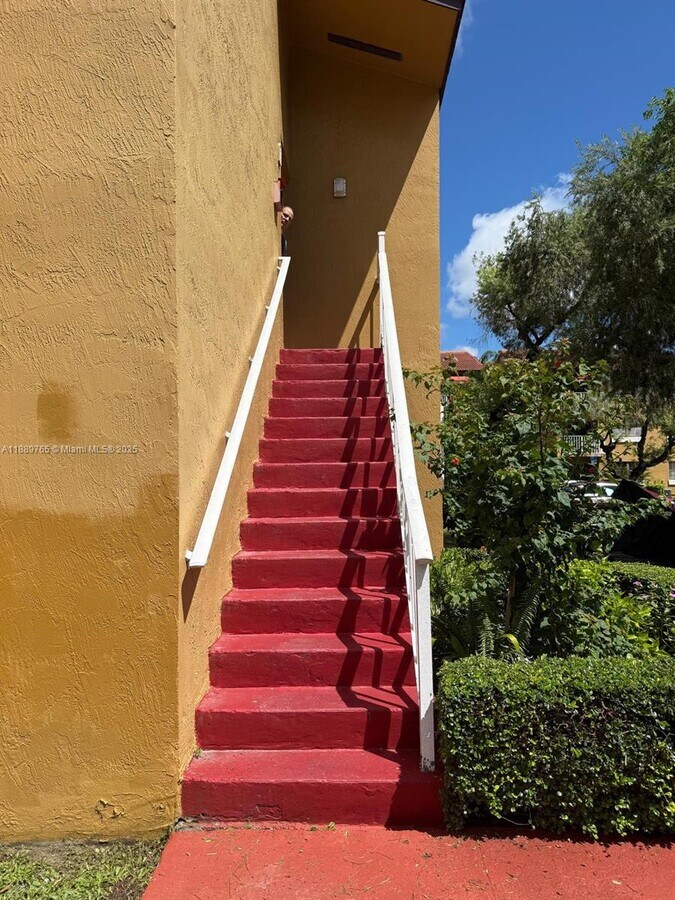 Photo - 15600 SW 80th St Unit L-201