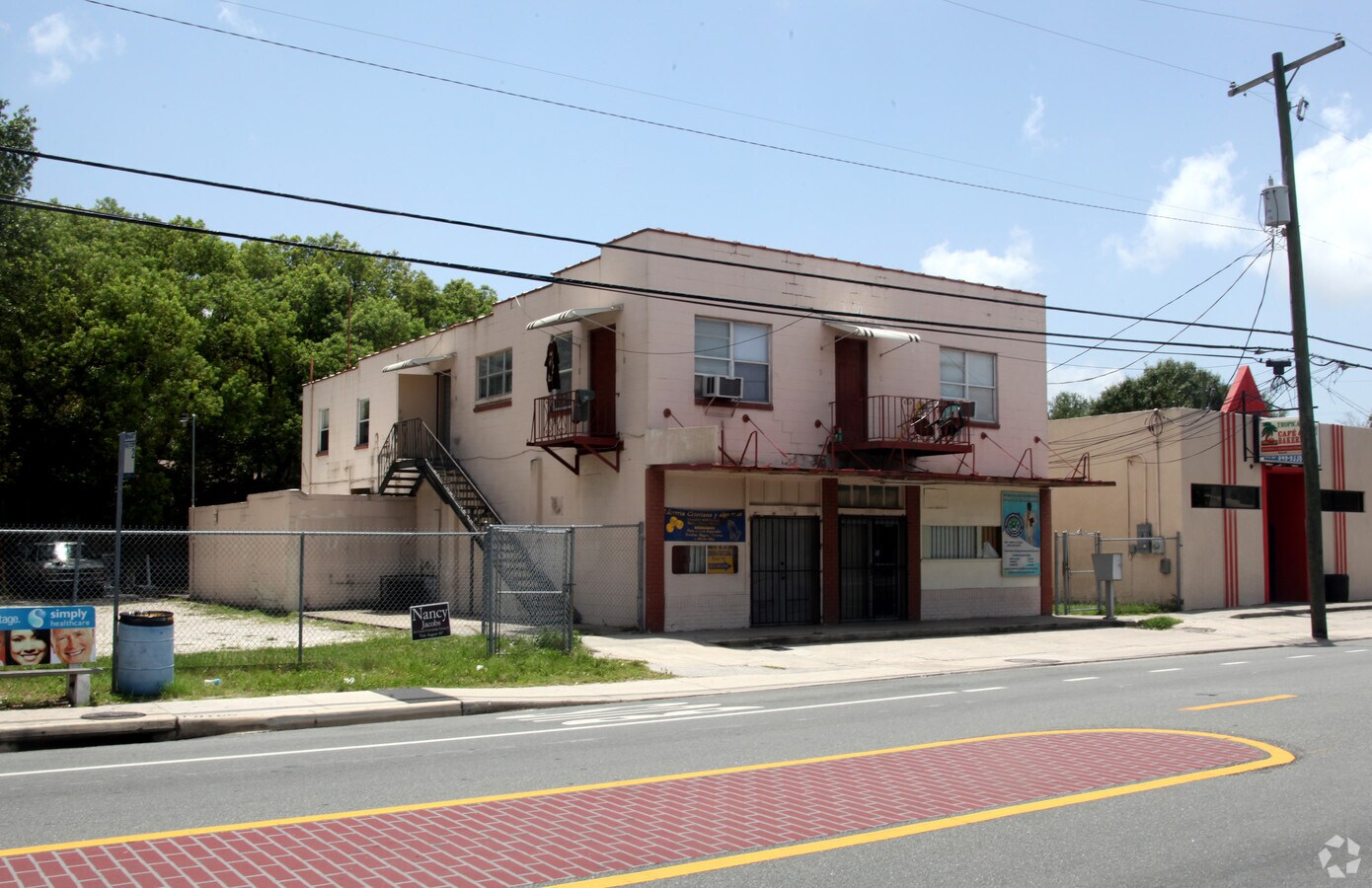 Photo - 2905 Nebraska Ave Apartments