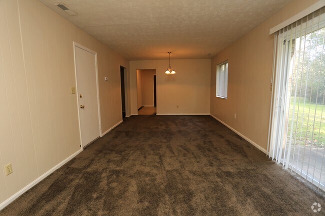 Monticello Apartments
