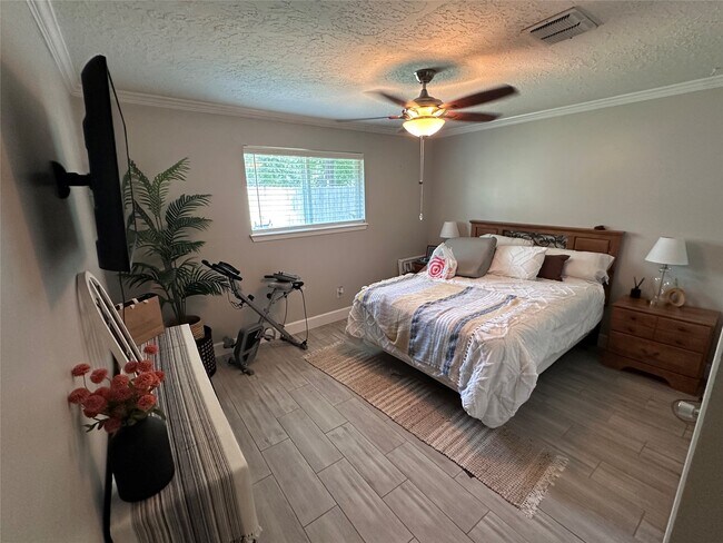 Photo - 3010 Westerland Dr