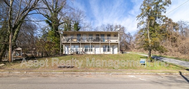 Photo - 2329 Dodson Ave