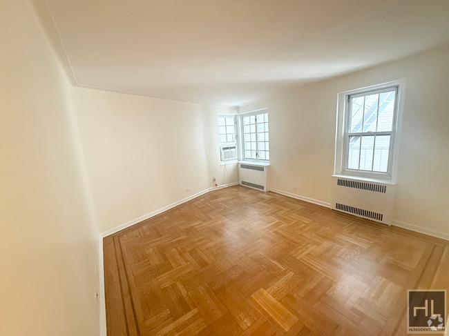 Building Photo - Jane Street Rental
